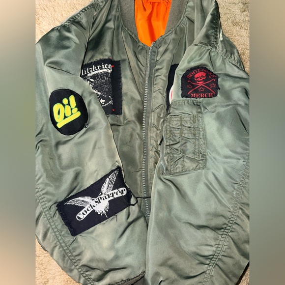 Punk Green Bomber Jacket with Patches - Picture 3 of 4